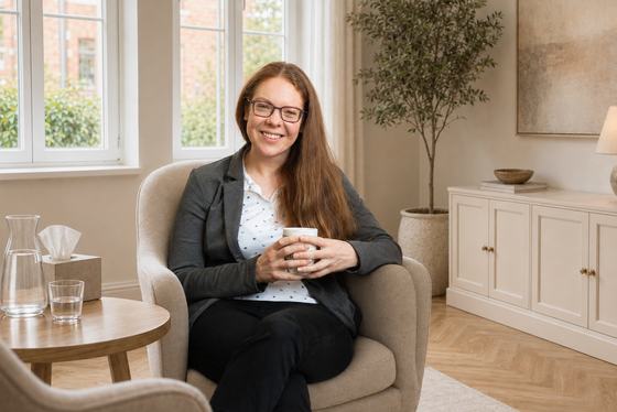 Dr. Melanie Zandler in einem der Praxisräume des ZIPP